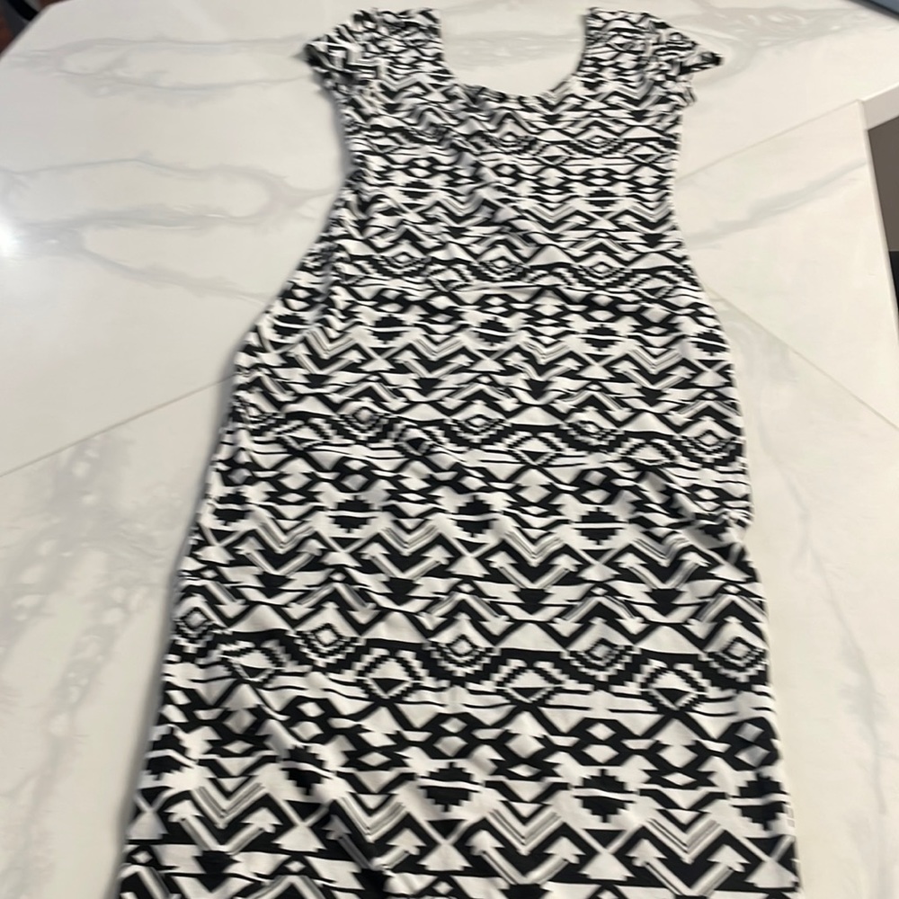 Brat star bodycon dress withe and black